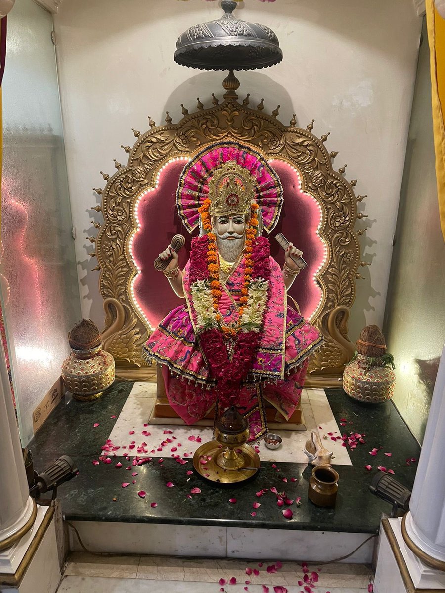 ramesh6854's tweet photo. *विश्वकर्मा पुजा की हार्दिक बधाई व शुभकामनाए *🍀🌹🌹🌹🌹🌹🌹🌹🌹#VishwakarmaPuja #vishwakarmajayanti #jangid samaj#SR Decorators# Vishwakarma https://t.co/JxpLHiyHKr