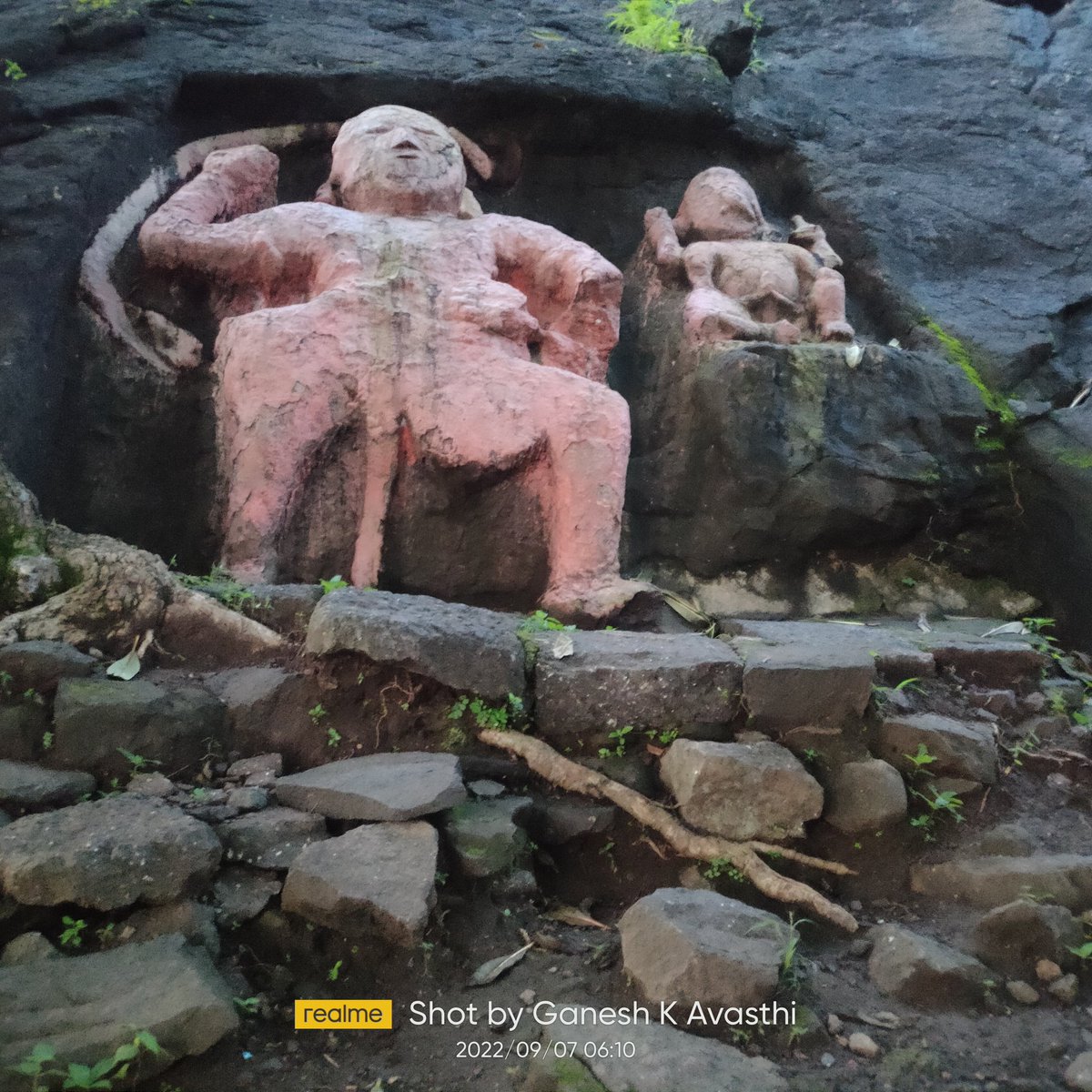 Devavasthi's tweet photo. #GClicks #peace #love #sukun #nature #naturephotography #ancient #nashik #shriram #morningvibes #morning #hanuman #hanumanji #dev #nasik #नाशिक https://t.co/Vdrbbxk043