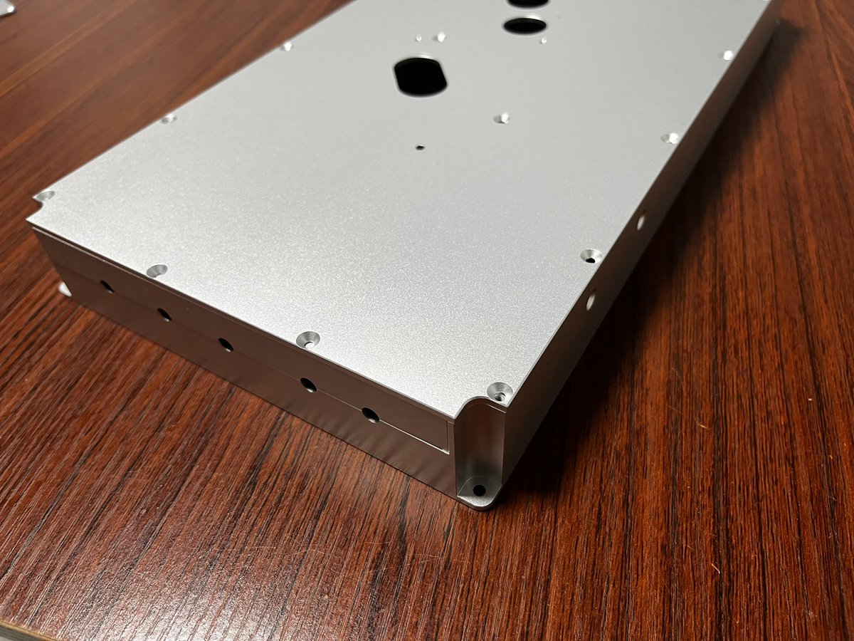 JimwellCo's tweet photo. CNC machined from aluminum T6061 finished sandblast before anodized, perfect for assembly, which is for Photonics. 
EPIC - EUROPEAN PHOTONICS INDUSTRY CONSORTIUM 
LASER World of PHOTONICS 
Forum de la Photonique 
#cnc 
#machining 
#manufacturing 
#millingparts 
#customparts https://t.co/j9ZtvxIPg8