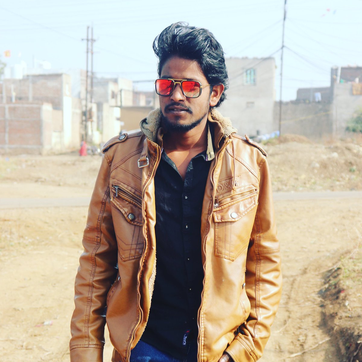 मैं जानता हूँ मेरे अकेले के शोर मचाने से हिन्दुत्व नहीं जागने वाला
परन्तु मैं प्राण रहने तक प्रयास करता रहूँगा .
जय श्री राम