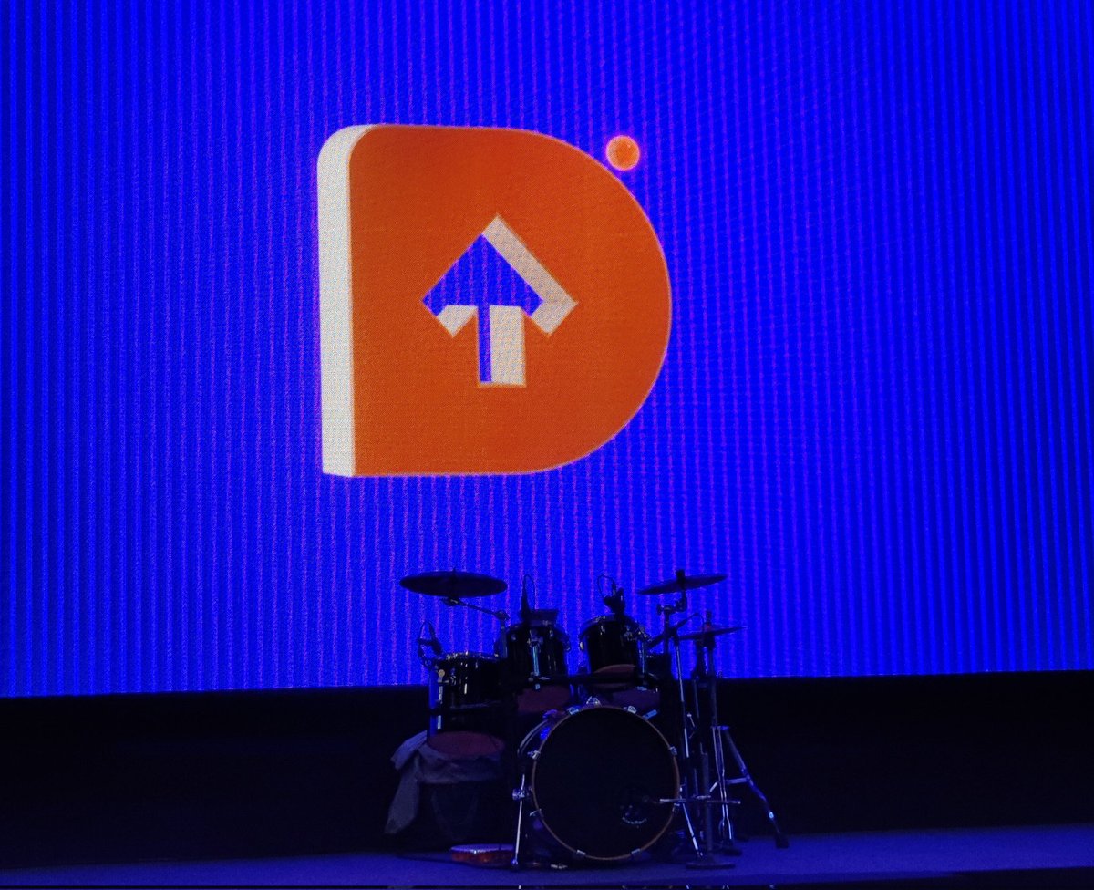 s1dd4rth's tweet image. It's about to begin, the stage is set. 
#DesignUp22