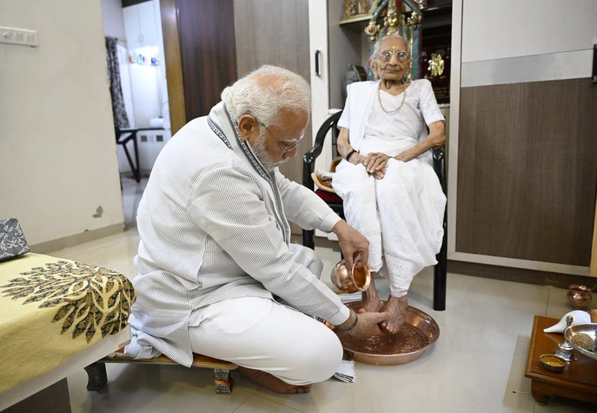 sirvi47's tweet photo. राष्ट्र निर्माण और जनसेवा के समर्पित भाव से हम सबको अभिभूत करने वाले, विकसित भारत के आधार, प्रधानमंत्री श्री @narendramodi जी को जन्मदिन की अनंत शुभकामनाएं।@RahulTangri2 @AshwiniVaishnaw #HappyBirthdayNaMo https://t.co/BuyGtjPyWH