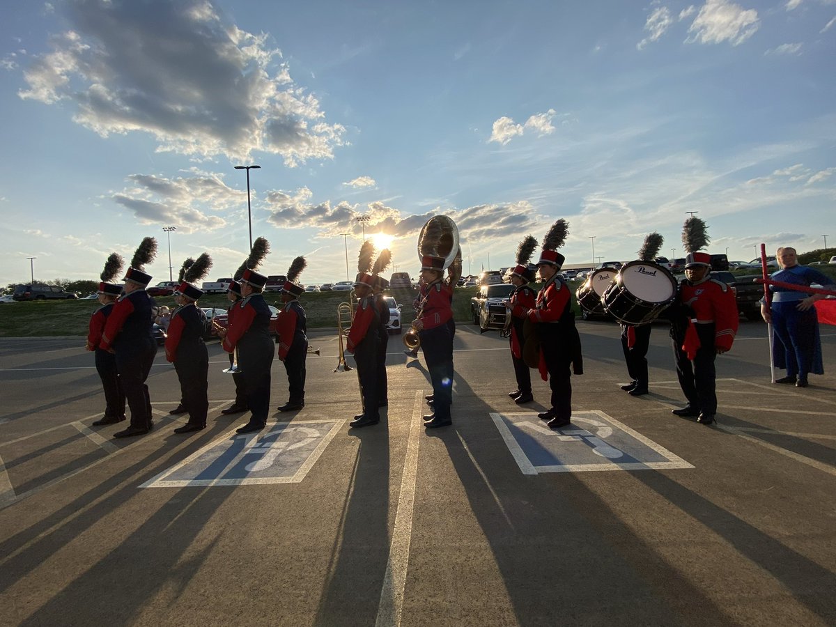 LCWolvesBand's tweet image. It was a good night! #OnePack