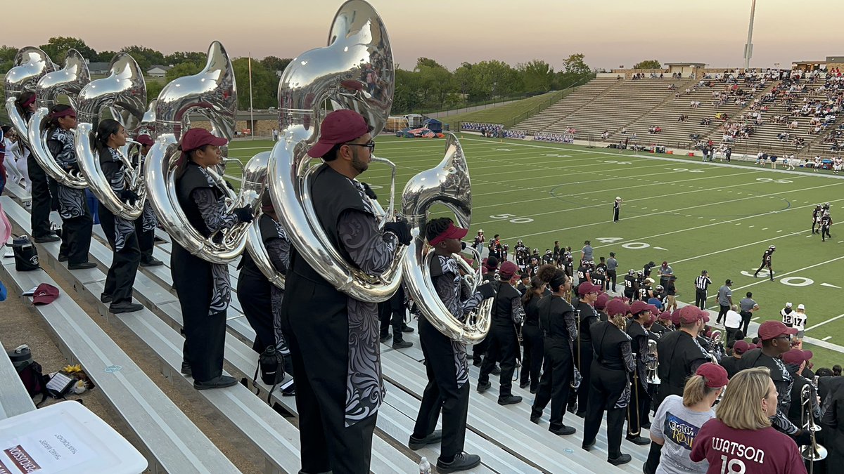 coyle_band's tweet photo. It was a great night for some football and MARCHING BAND!  Way to go, @rhsmeb!  We love seeing our former Cougar Band members soaring! @Coyle_Cougars @RHS_Eagles https://t.co/pVyjA1mCBn