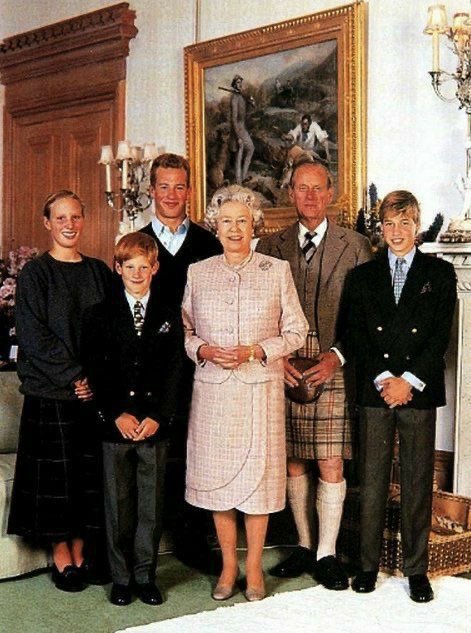 messiecondo's tweet photo. Zara, Harry, Peter, Elizabeth, Philip and William. https://t.co/GB7cEr26i4