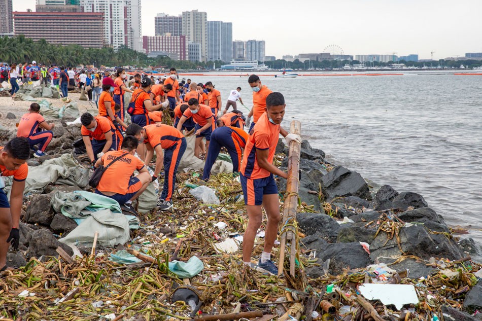 ABSCBN News on Twitter "LOOK Volunteers from different government agencies and private