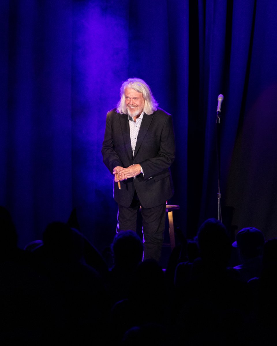 HarrahsSoCal's tweet image. Nothing could have prepared us for how many &quot;🤣&quot; we had tonight with @Ron_White #HarrahsSoCal #Funner #LiveFunner