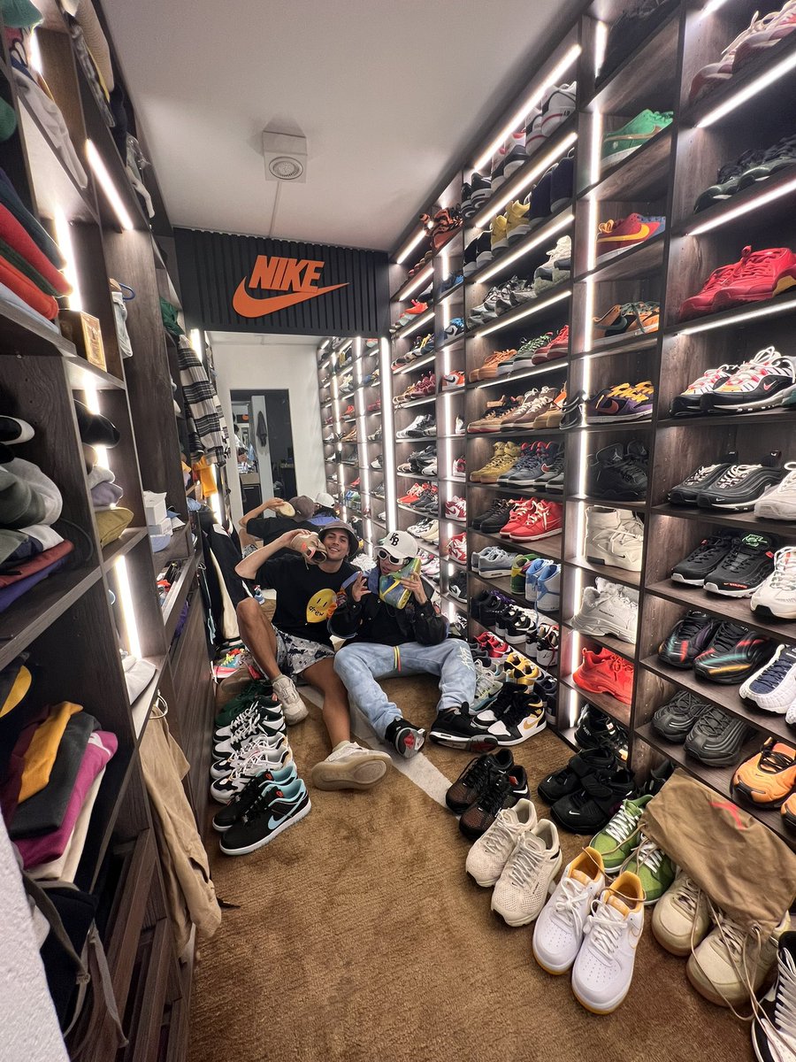 WestCOL_'s tweet image. Con el padrino de toda esta vuelta