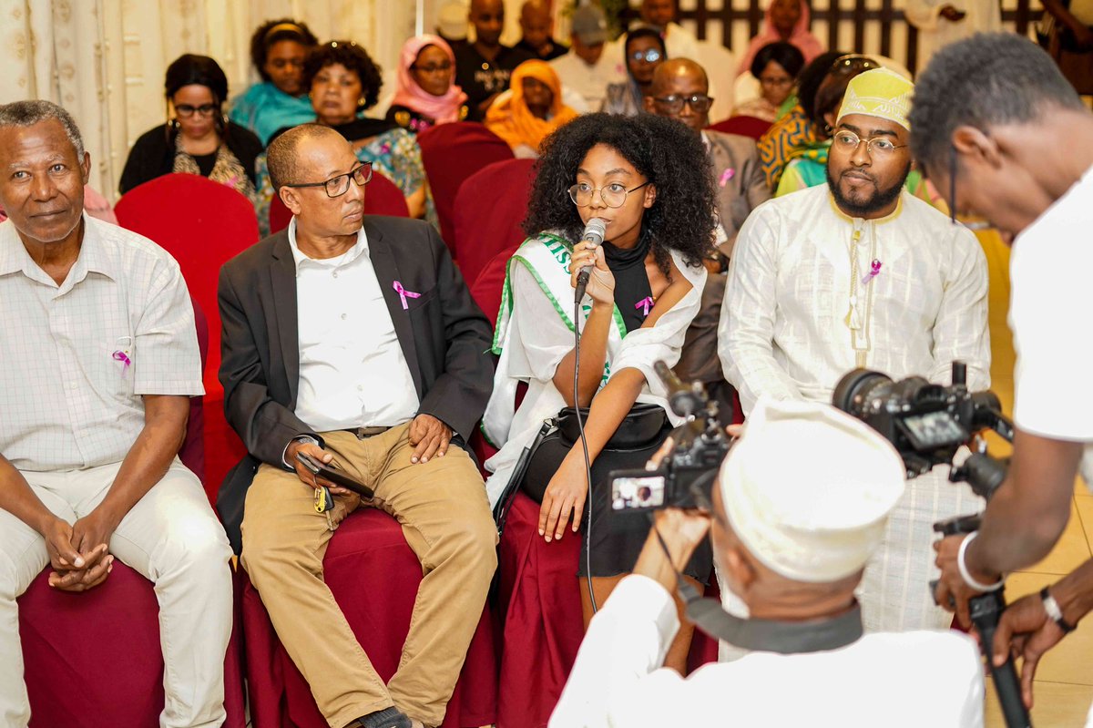 BILAN D’ACTIVITÉS | 

Ce vendredi s’est tenu à l’hôtel le Retaj une réunion pour présenter le bilan d’activités de la campagne Octobre Rose 2021 en présence de tous nos partenaires. 

#accfComores #OctobreRose #comores #cancer #cancerdusein