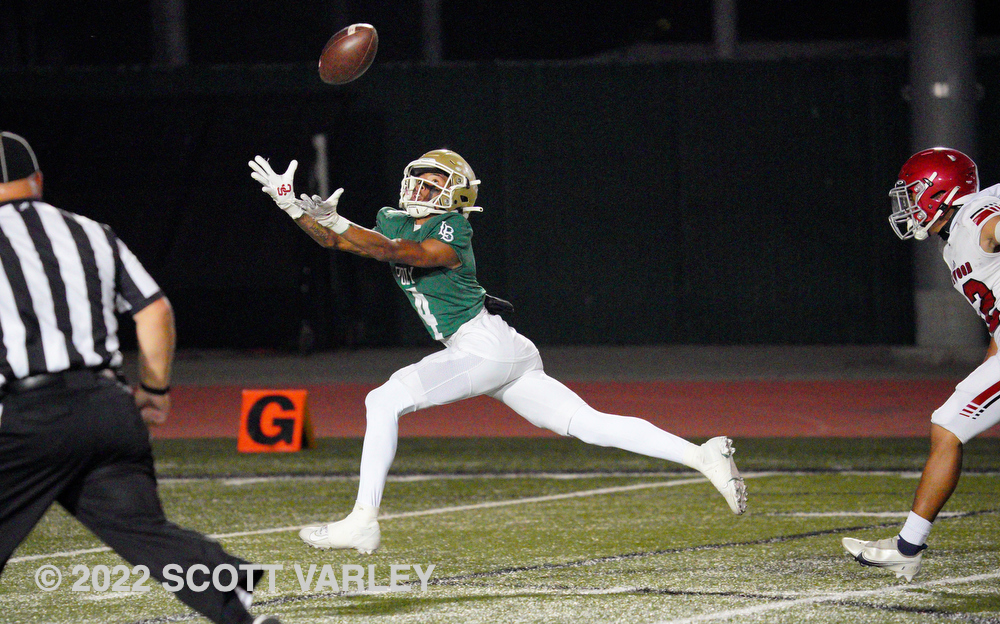 VarleyPhoto's tweet photo. Long Beach Poly steam rolls over Lakewood 42-6  @BeachVarsity https://t.co/376qDmkshS