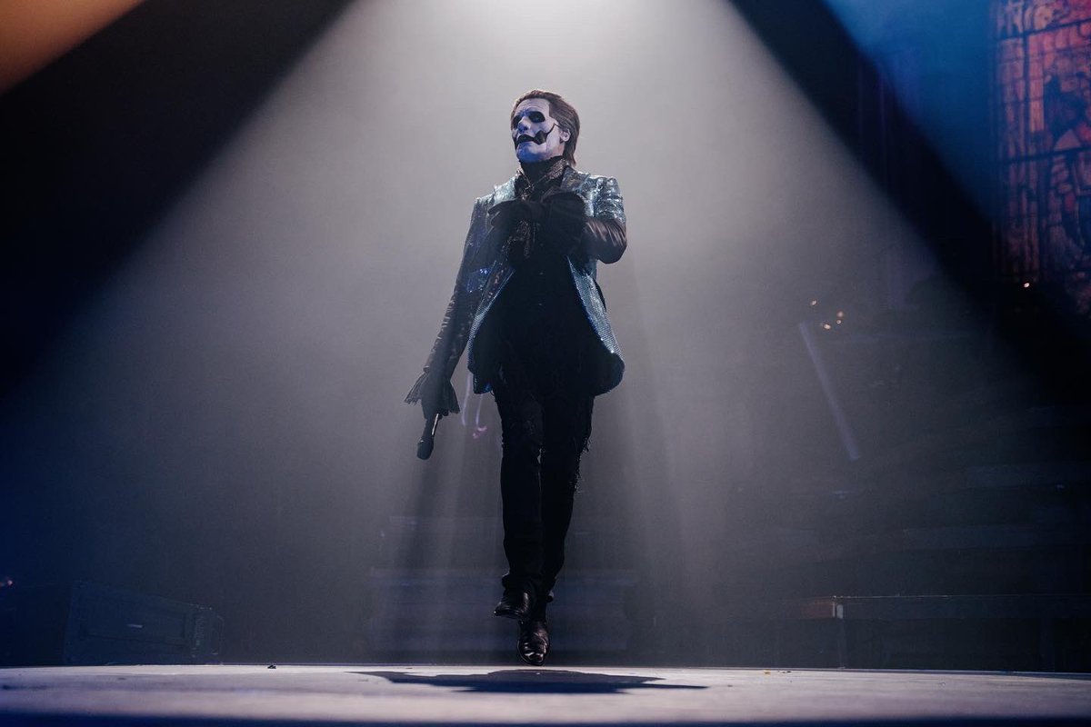 thebandGHOST's tweet photo. Children of Quebec!

After five long years we finally got to return to your absolutely magnificently beautiful city. 
Thank you all for being so hard rockin’ last night!

/ A Nameless Ghoul
📷: @ryancphoto https://t.co/yk31YGSeNu
