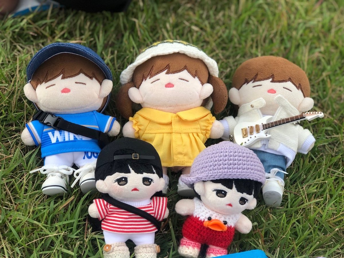 오늘같은 날이 또있을까? 싶을 정로도 너무나 행벅했던하루 🥰 눈앞에서 째니도보고 야외에서 듣는 라이브에 기타연주까지...모든게 완벽👍👍👍