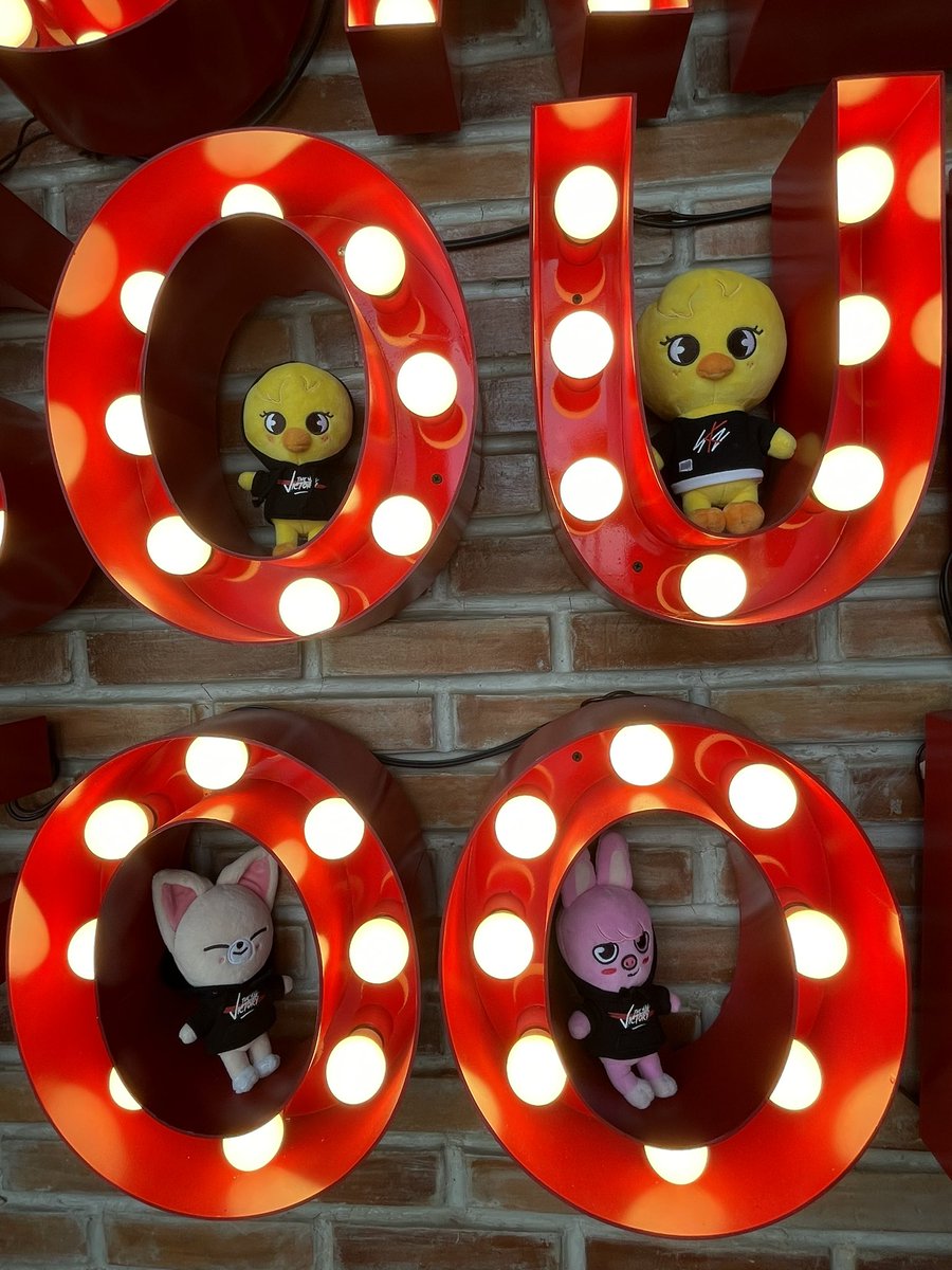felixuhhh's tweet photo. OU OO #HappysanTRIODay https://t.co/k3IcObNUmY