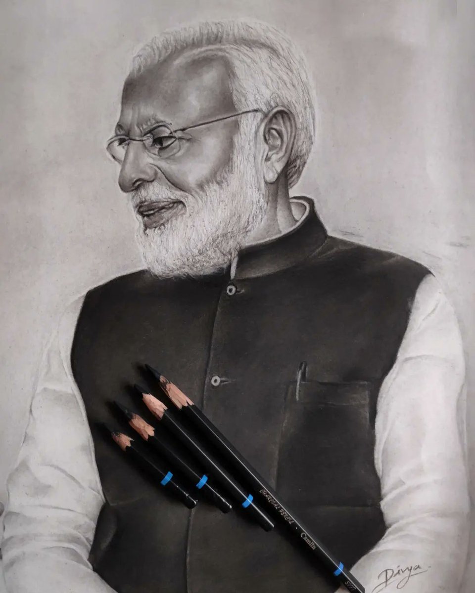DiartZ12's tweet photo. जन्मदिन की हार्दिक शुभकामनाएँ honorable Prime Minister @narendramodi ji
💐🙏❤🤗

#divya_art✏
#art #Artist #PMModi #PMModiBirthday #Respect #handmade #pencilsketch #charcoalwork #surat #India 🇮🇳 https://t.co/mZbdKnoX4l