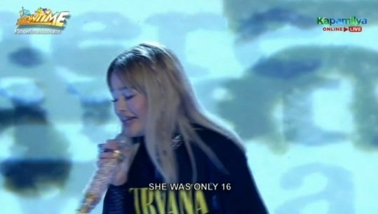 Myls044's tweet photo. omg!!omg!!!SHE WAS ONLY 16 sa Showtime stage!!🥹i lab yu @itsShowtimeNa fam for letting Janine Berdin sing her song on stage!😭🖤you make people happy talaga!!🥰🫶

#ShowtimeIdolNatin
#TNTChampsOnShowtime https://t.co/c5HjkxiRVX