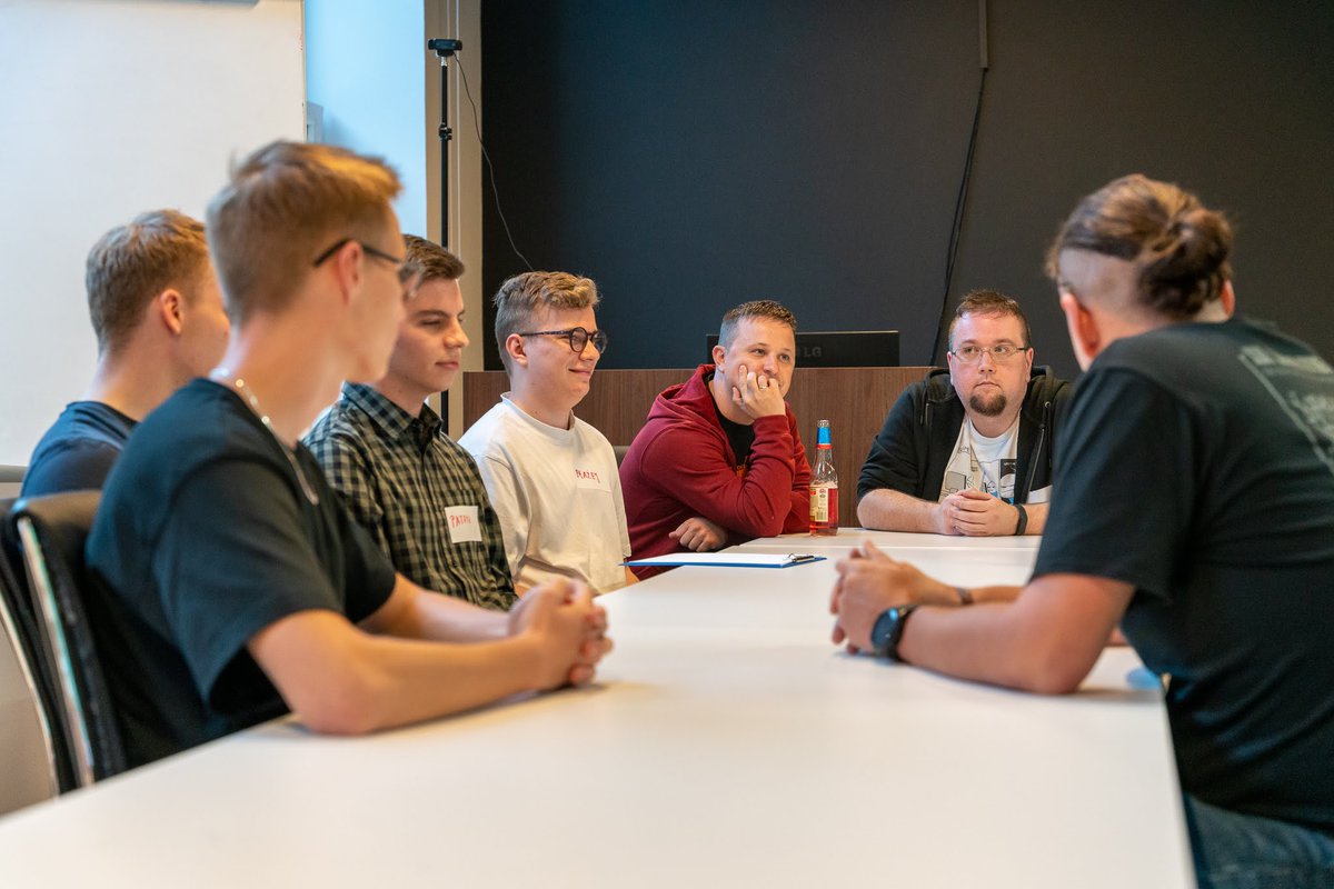 PoslinskiNet's tweet photo. Full house at @selleo on another #meetjs #bielskobiala during @bbdays4 4th edition.
Almost 60 people reached as again! This time the main focus was on #mobile #solutions.
See you next time!
#programming #bbdays4it https://t.co/IkxKhOhwD3