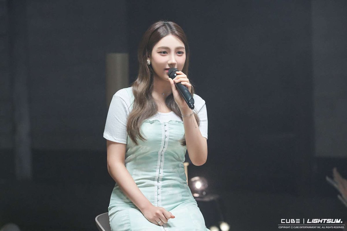 picsofchowon tweet picture