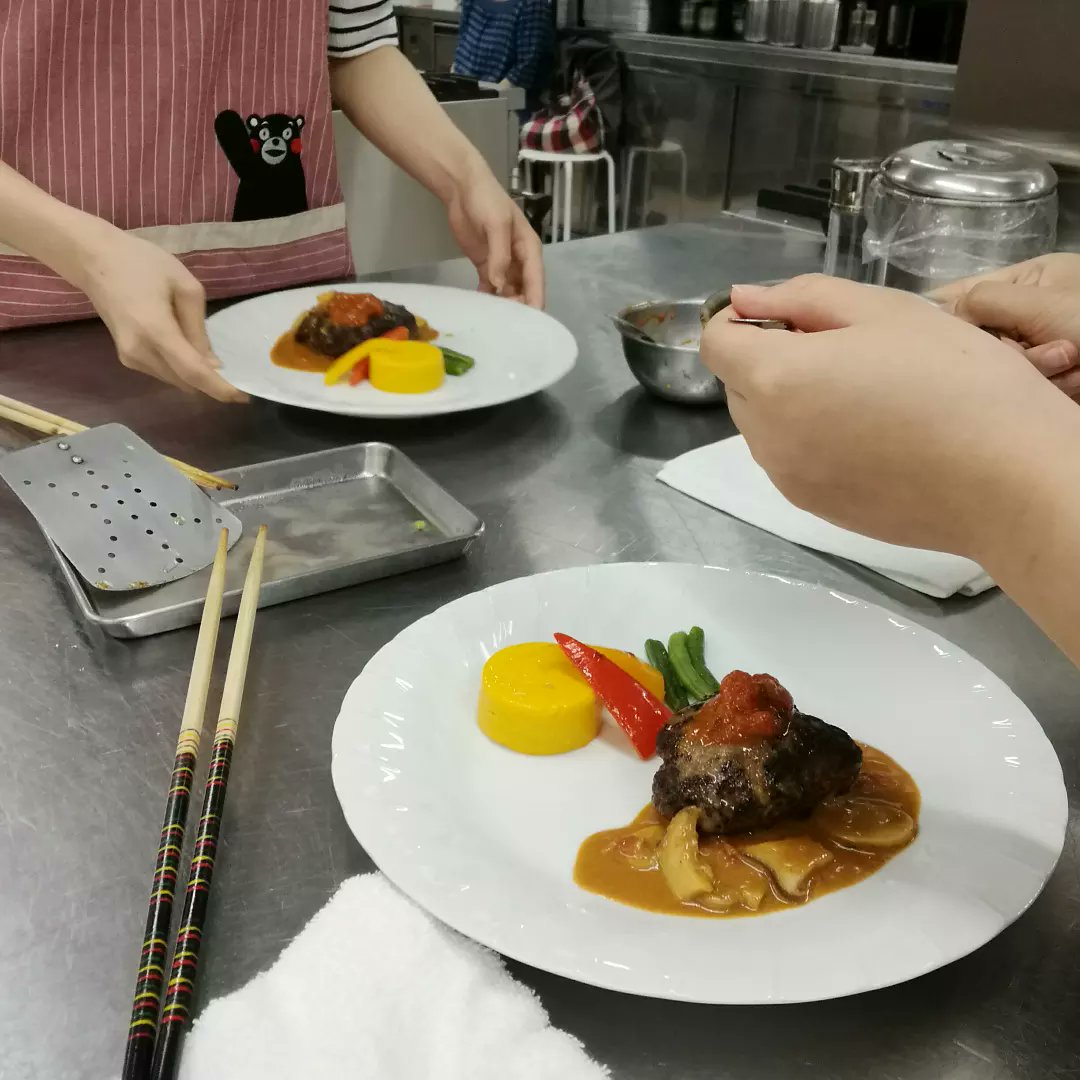 atsugi_cyouri's tweet photo. オーキャン✏高校２年生～大人の方、10組12名のご参加ありがとうございました(_ _)
#ハンバーグ 
#高校２年生 
#高校３年生
#大人の方 https://t.co/UQVYgtam7L