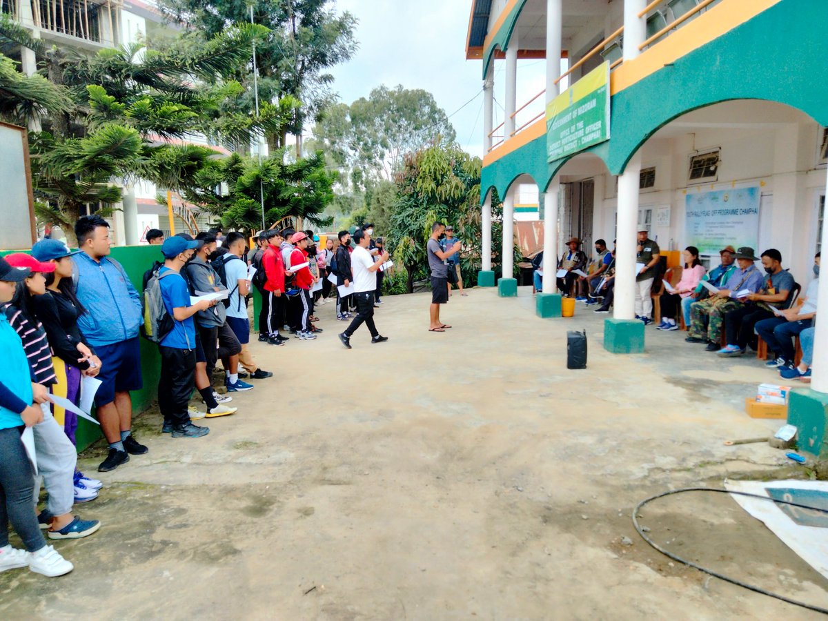 sbmuudpacpi's tweet photo. YOUTH RALLY FLAG OFF PROGRAMME CHAMPHAI
@sbmu_mizoram
#SwachhAmritMahotsav 
#YouthVsGarbage https://t.co/EY3CO2SrvJ