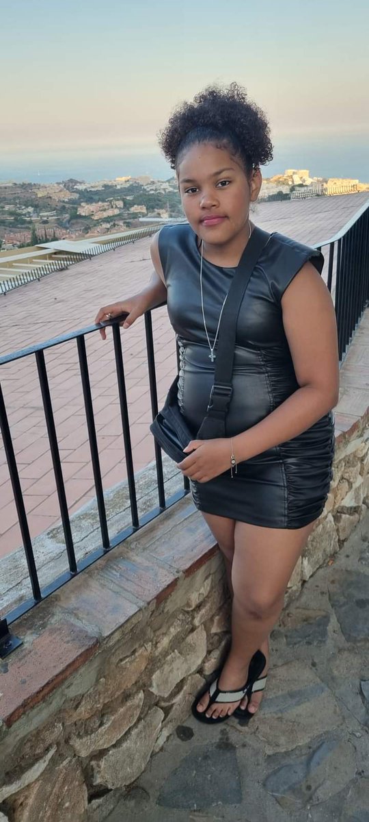 Chfadzie's tweet photo. My gorgeous niece 
#Missnengo
#Liz https://t.co/Mi7DumLEpu