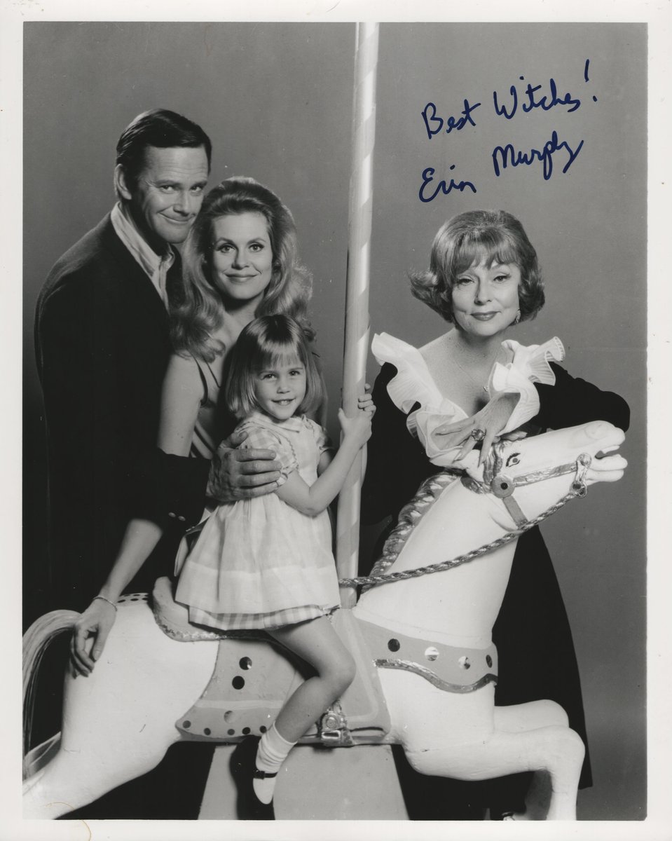 staytoonedfolks's tweet photo. ‘Bewitched’ debuted on ABC today in 1964.
Happy 58th Witchiversary!
8x10 signed by @Erin_Murphy is from our collection.
#ElizabethMontgomery #DickYork #DickSargent #AgnesMoorehead #ErinMurphy #DavidLawrence #MarionLorne #BernardFox #PaulLynde #AlicePearce #DavidWhite #Bewitched https://t.co/bR8E7tIBIS