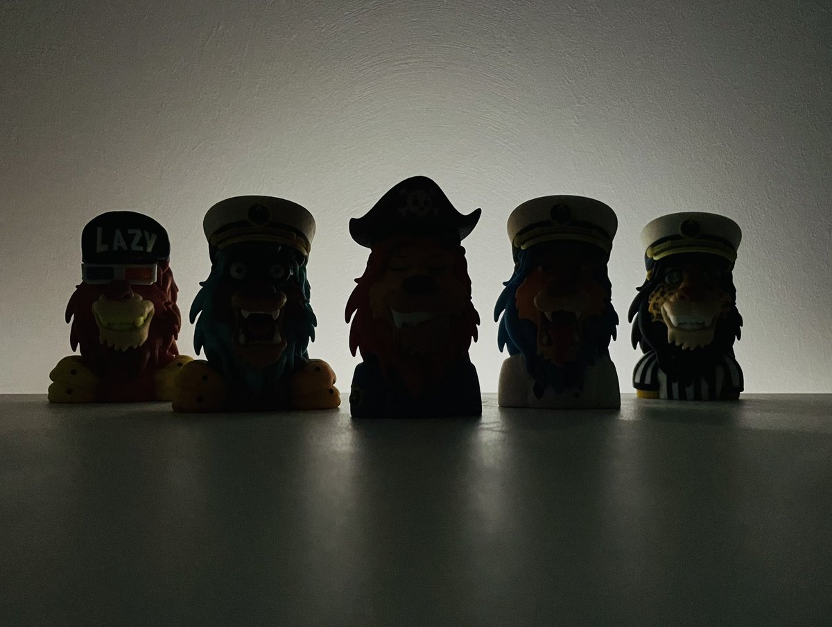 veashuv's tweet image. ⚡️ #wearefirst and will always be, will backlight lions become a thing 👀 ⚡️

@SeanTheWhiteNFT @WoozyPelican @ottothepoolboy @nevarest_pro @KingBumbleNFT @blackcapcrew @blackbagheera_ @AR_ON_tweets @Packman891 @MatanPier @CirrusNFT @kevinrose @180iqshow @LazyStraw @Nftkid23