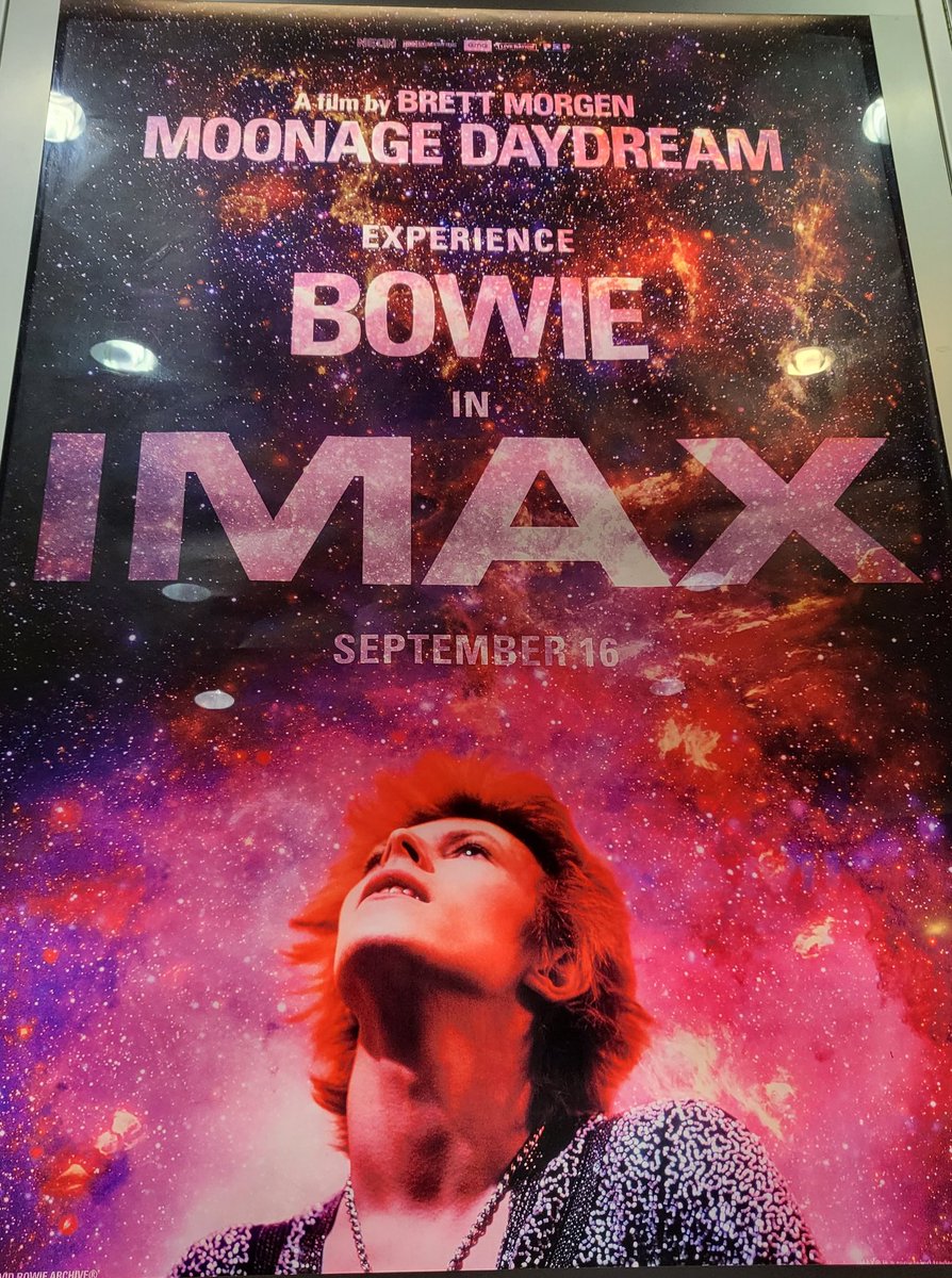 Dottee2022's tweet photo. I throughly enjoyed #DavidBowie but why could I visualize #chrismartin of @Coldplay with many similarities #MOTSWT #MoonageDaydream 
#uniqueindividuals #timetravelers #giftedsouls https://t.co/a8Z1YU4L4F