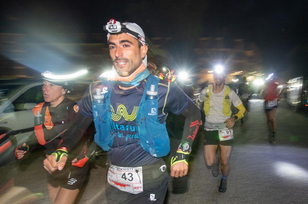 👋🏼 La prova més llarga de la 12° Rialp Matxicots ja està en marxa!

50km i 4.500 metres de desnivell positiu per endavant, i un munt d’hores d’esport i diversió 🕺🏻

#matxicots2022