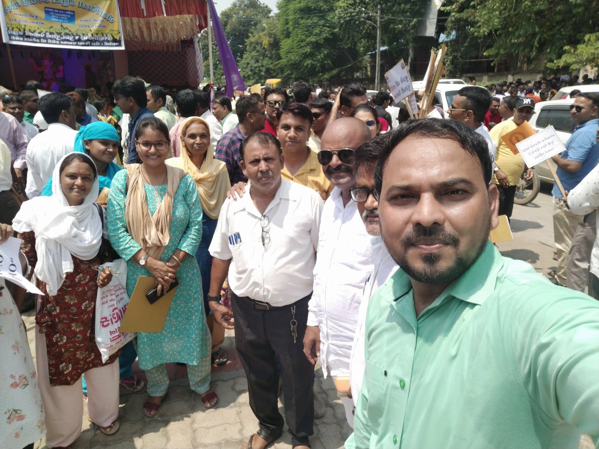 આમાં ૨૦૦૫ પહેલા ના પણ છે અને ૨૦૦૫ પછીના પણ...લડતા હતા સાથે તો લઈશું પણ સાથે
#WeWantOPS
#massclforops
<a href="/CMOGuj/">CMO Gujarat</a> 
<a href="/crpatilmp/">C R Patil</a> 
<a href="/tv9gujarati/">Tv9 Gujarati</a>
<a href="/sandeshnews/">Sandesh</a>
<a href="/GSTV_NEWS/">GSTV</a>
<a href="/nirmananews/">Nirmana News</a> 
<a href="/abpasmitatv/">ABP Asmita</a>
<a href="/sandeshnews/">Sandesh</a> 
<a href="/Divya_Bhaskar/">Divya Bhaskar</a>
<a href="/isudan_gadhvi/">Isudan Gadhvi</a> 
<a href="/AAPGujarat/">AAP Gujarat</a>
<a href="/shaktisinhgohil/">Shaktisinh Gohil MP</a>