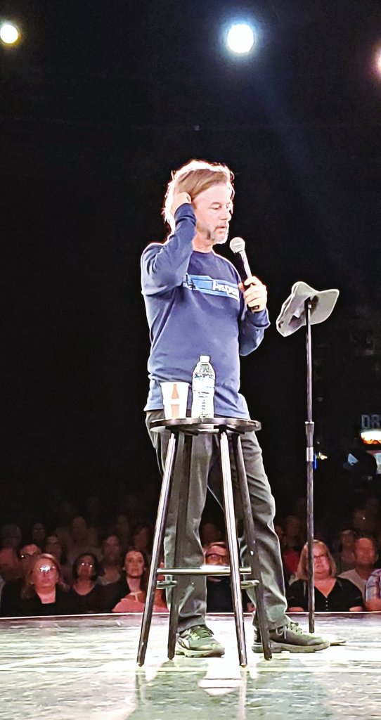 scottsdalemeg's tweet photo. He's been making me laugh 'til it hurts for 3 decades... if he's got a show in your city, GO!!!
#catchmeinside
@DavidSpade https://t.co/cNezbvDOxo