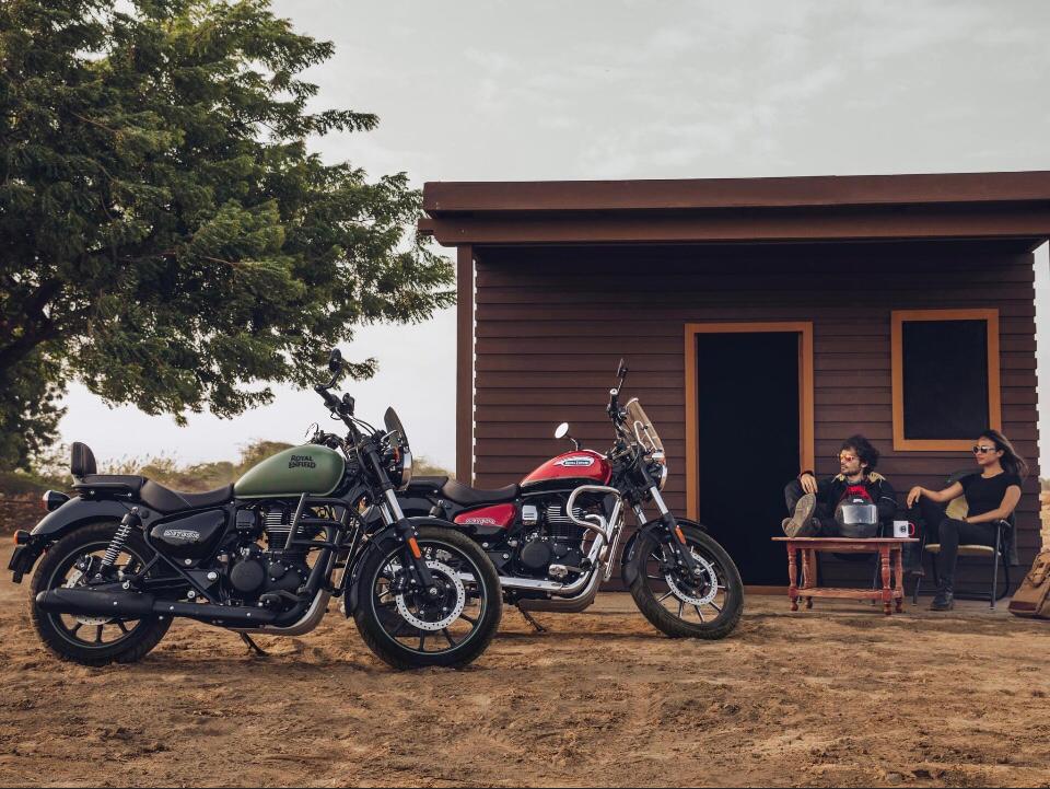 PvtLamba's tweet photo. Cruise easy. Live easy.

Visit: https://t.co/dvCqWE5JQu

#RoyalEnfield #RidePure #PureMotorcycling #RoyalEnfieldMeteor #Meteor350 #CruiseInNewColours #CruiseEasy https://t.co/i4FWrwIfKm