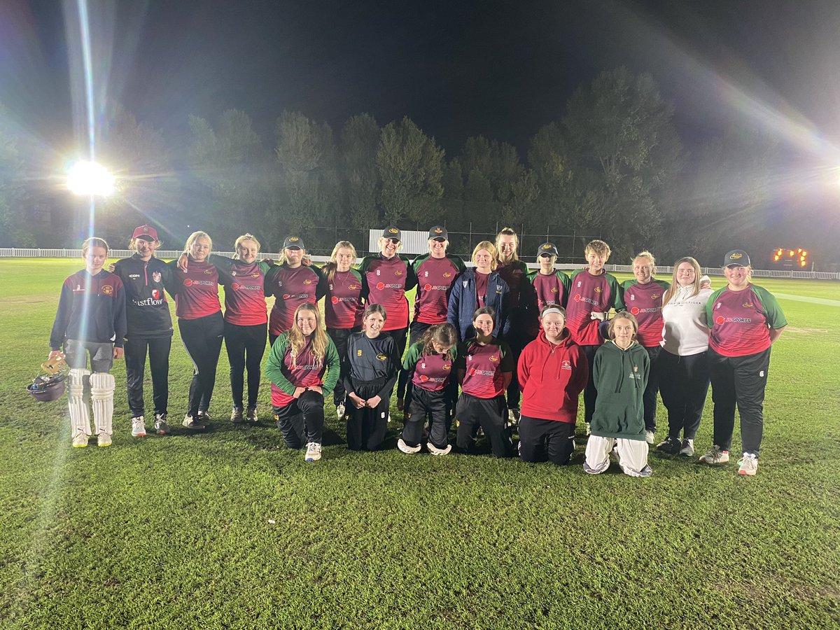 What a night !  …..an excellent intra squad game played under the stars last night. A really enjoyable evening, top facilities, great atmosphere, excellent support from the parents and some excellent cricket played. Thanks to everyone involved 👏🏻 #shiningbright #northernstars ⭐️