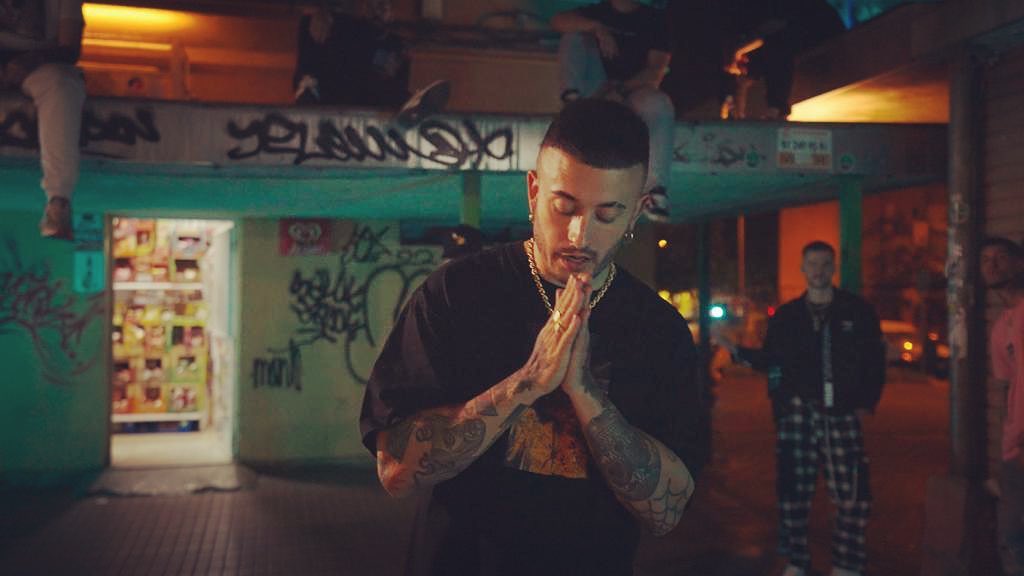 Fleek_Mag's tweet photo. LUNA LLENA es el DISCO DE RAP MÁS ESCUCHADO en España el día de su lanzamiento en la historia de las plataformas digitales 🤯📈

Atento al TOP 3️⃣ ⬇️

2. HDLR3
3. CICATRICES

🫡 @NatosyWaor https://t.co/E2YZcyl408
