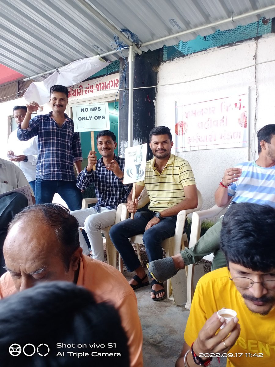 vbathvar30's tweet photo. #SayNoToNPS
#SayNoToFixPay
#RestoreOldPension
#RemoveNPS
#RemoveFixPay
#Release7thPayAllowances
#restore_ops_goggujarat
#office_office https://t.co/EreDSyDAzQ