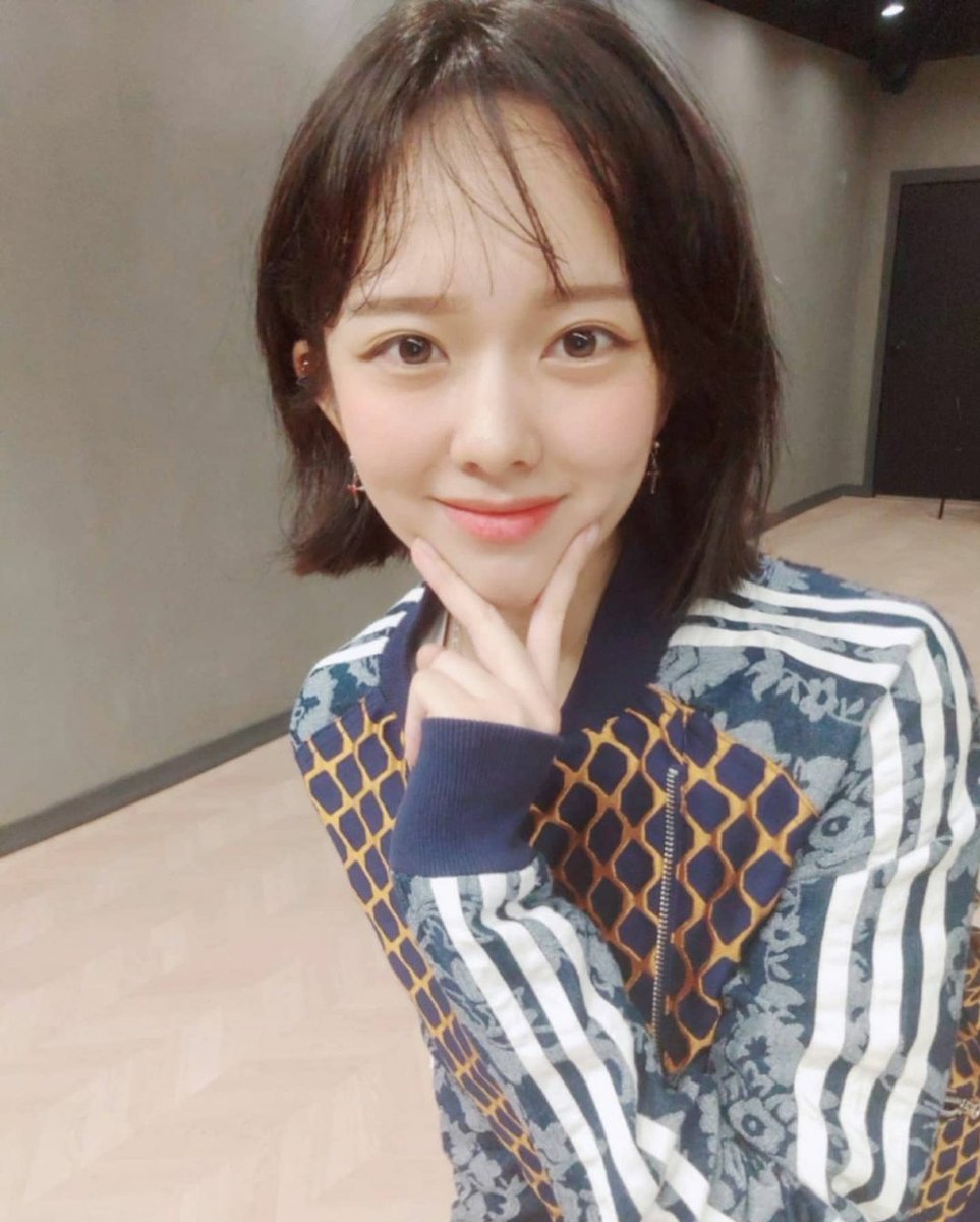 yongsan_guri's tweet photo. Happiest Birthday to one of the love of my life, to this loveliest girl right here, JUNG JISO๐โค๏ธ
#๋์ฅ๋ณ์๋ฆฌ_24๋
์งธ_์๋ฆฌ๋น์ฐ๋_์ค #๊ทธ๋์_๋ฉ์นํ๋ฌ_์์ด์ #HAPPY_ZISO_DAY
#JungJiso #์ ์ง์ https://t.co/fRREuFy4Qu