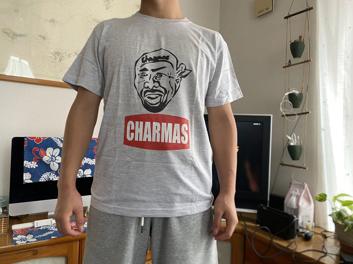 keitanhiramatsu's tweet photo. 《伝説は、引き継がれ…》
次男坊が着ていて、ちょっと驚いた朝。
#keihiramatsu #hiramatsu_keitan#keijig #goldic
#kflat #gummy #gummyfat #keitanjig #jiging #平松慶 #ヒラマサワールド #ケイフラット #釣りが職業 https://t.co/BFRgEw3tzq