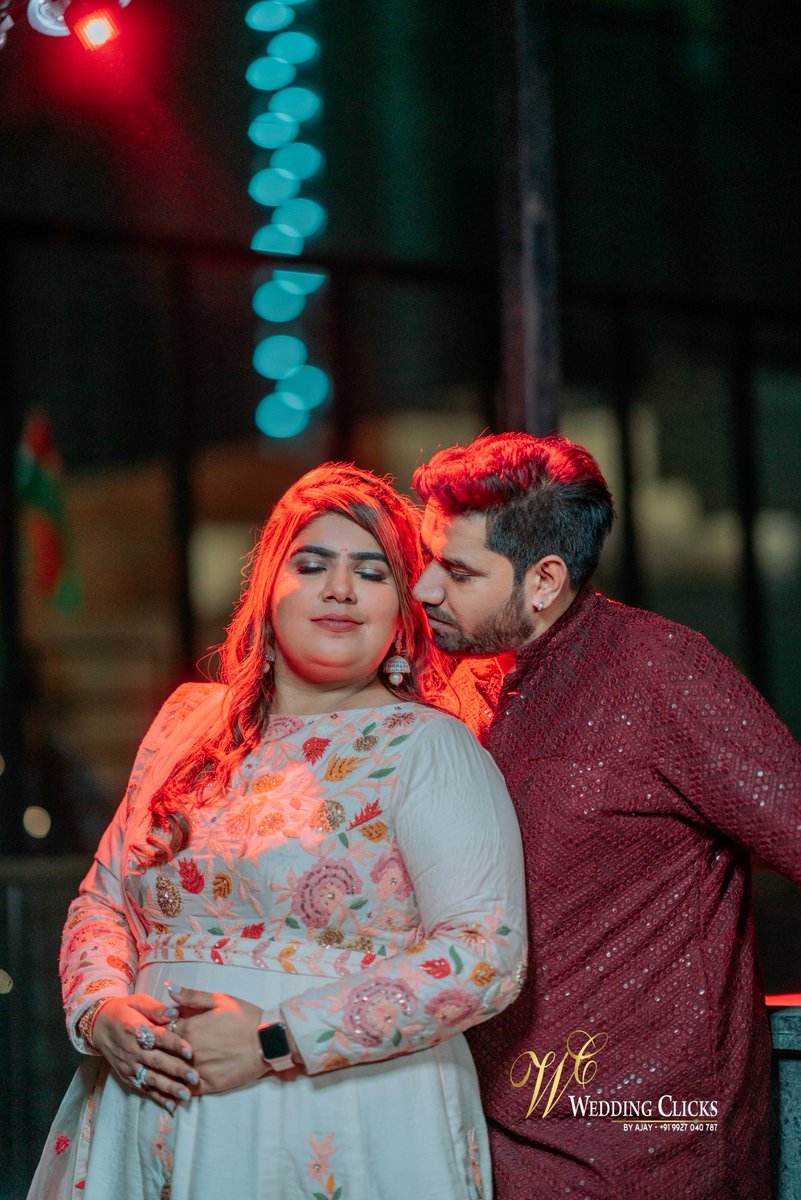 ClicksAjay's tweet photo. my love I can feel heartbeat as we dance now closer then before

Couple shubham &amp; Manisha

#weddingclicksbyajay #indianweddingphotographer #bridetobe #weddingceremony #wedding #indianwedding #weddingphotoshoot #destinationweddingphotographer #destinations #moradabad #shoot https://t.co/6SI4GtgBZe