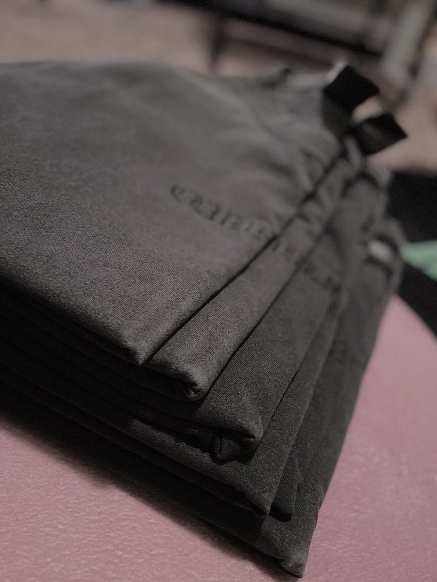 trkscinco's tweet photo. First drop for my reinvented brand "The Clubhouse" coming out this month.. This tee is so Fvcking SICK!! More updatez soon 🤞🏼🖤 https://t.co/bGq40OBds3