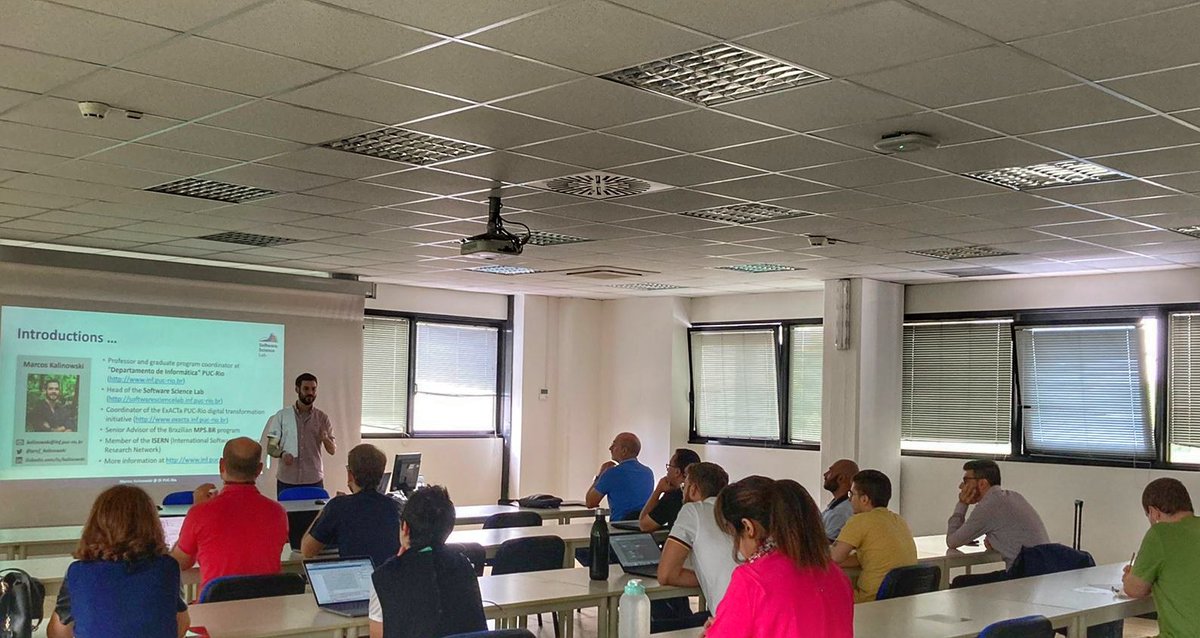 prof_kalinowski's tweet photo. Hybrid seminar on "Engineering Machine Learning-Enabled Systems: Perspectives and Concerns" at the Ph.D. program of the University of Bari. Thank you @mtbaldassarre and everyone for the kind reception, everything in Bari was just perfect!

#MachineLearning
#SoftwareEngineering https://t.co/CsnoG2dHGh