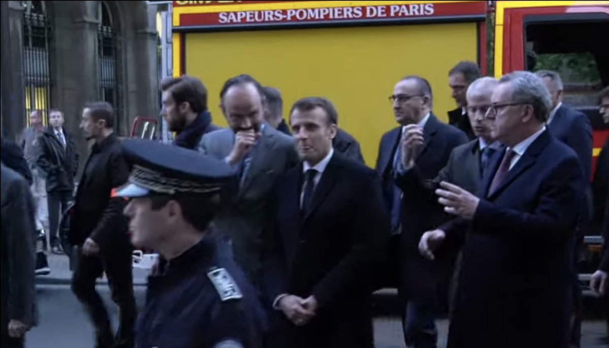 ThCastioni's tweet photo. @EPhilippe_LH La mémoire d'Internet est sans pitié pour les escrocs.
On imagine sans peine ce que vous vous permettriez en l'absence de RS, pour ricaner lors de l'incendie de NDDP ou pour feindre la surprise d'un bilan financier hérité de votre ami Macron alors ministre du budget.
#Meprisable https://t.co/2lo9919jYC