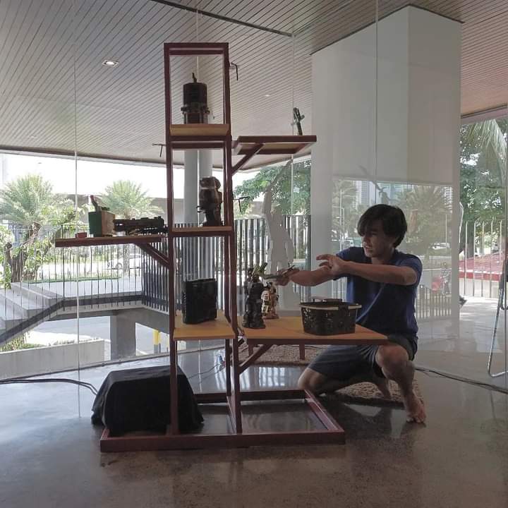 OliverOliveros's tweet photo. Young actor #CarlosDala warms up the audience before the matinee performance of #TanghalangPilipino's latest straight play with music, #AnakDatu. In the lobby, Mr. Dala, in character, welcomes the audience to #CCP's new black box theatre. 📷 Oliver Oliveros https://t.co/xCJEVd1D0Y