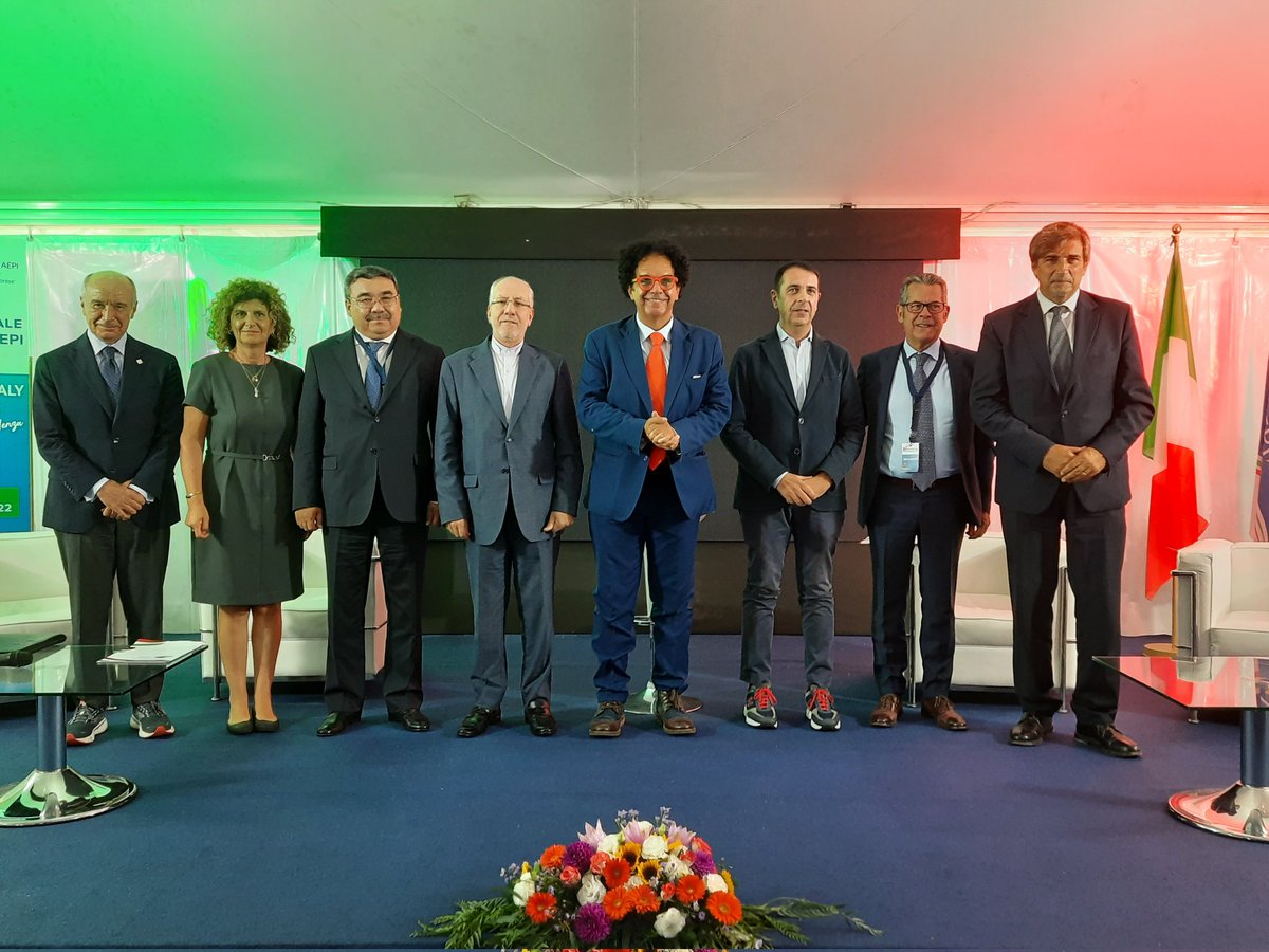 Daniel Della Seta tweet media