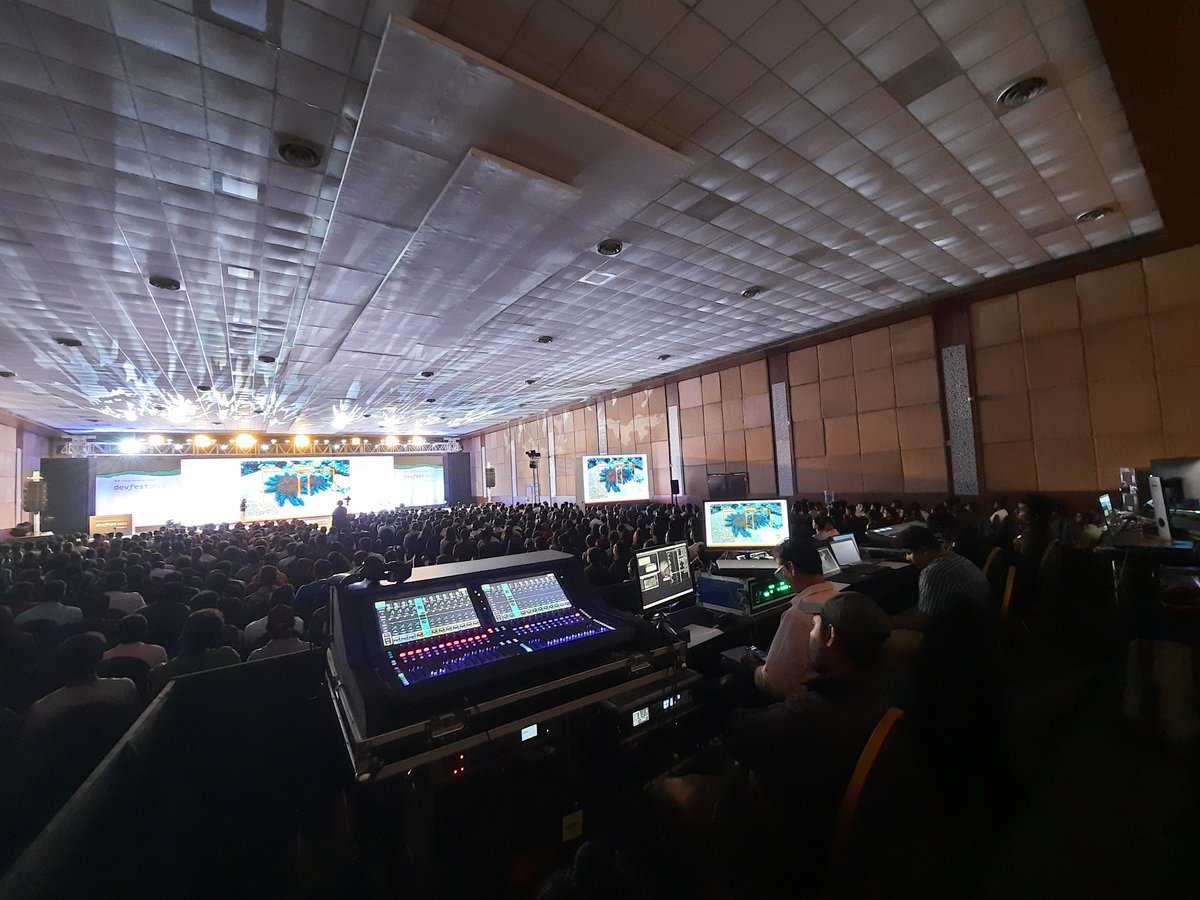 Overwhelming participation by <a href="/GoogleDevExpert/">@GoogleDevExpert</a>, #developers &amp; #startups at #GDGIndiaDevFest22 

#Bangalore #India #GDE #GDG <a href="/GoogleDevsIN/">Google for Developers India</a> <a href="/googledevs/">Google for Developers</a>