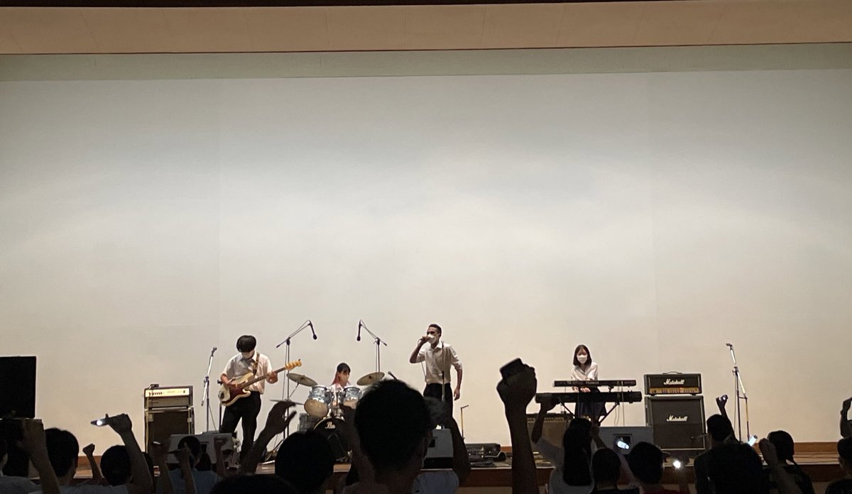 kenchibakeion's tweet photo. 次は快進撃を繰り広げるバンド、Noel！ https://t.co/OMLyYW3Tha