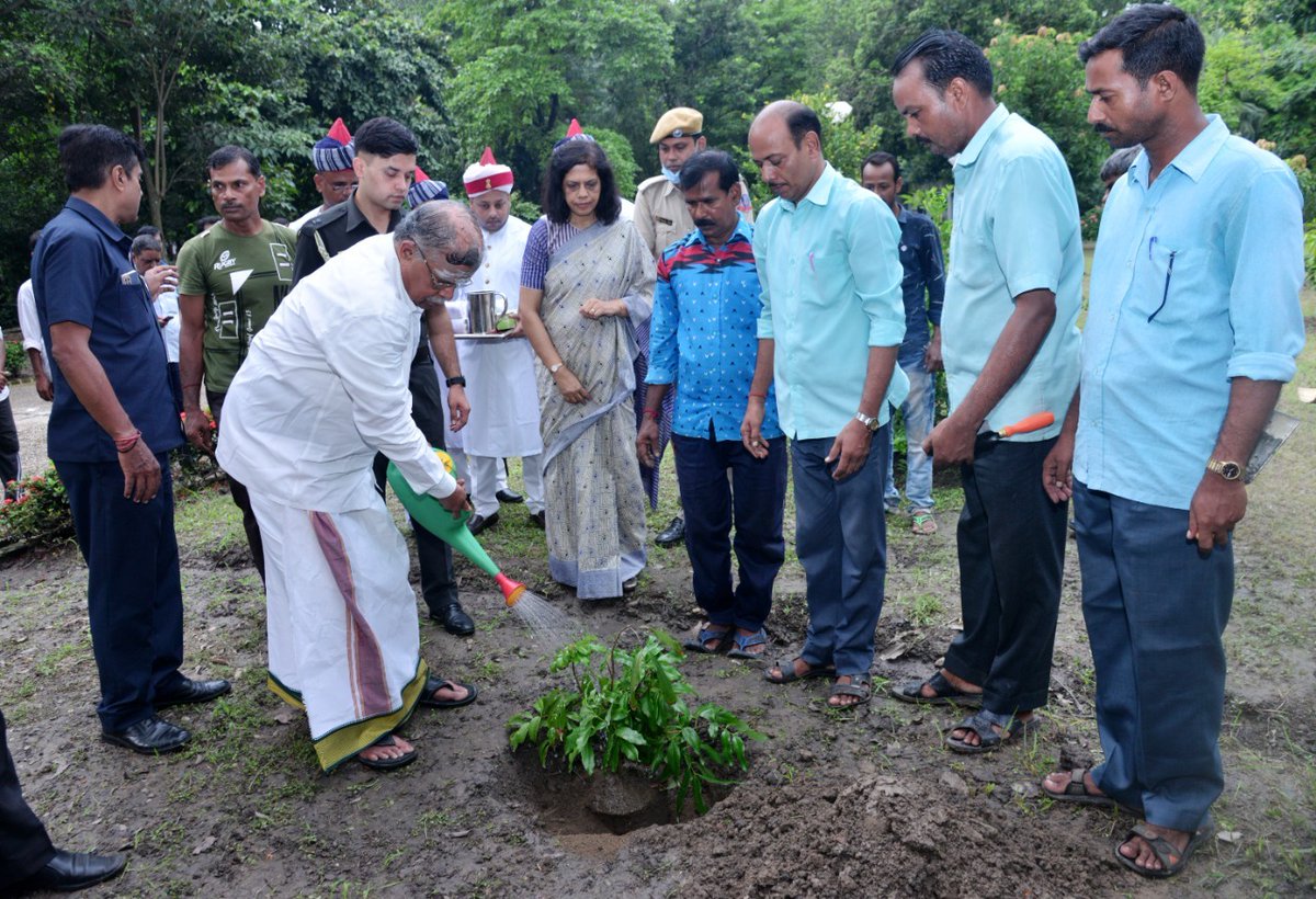 Lok Bhavan, West Bengal tweet media