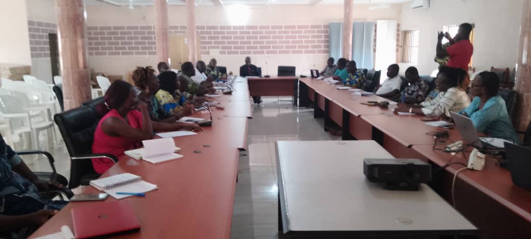 LeBACAR1's tweet photo. Etat des lieux des activités de mise en œuvre du Projet SWEED
C’est l’objectif de cette Première réunion du Comité Technique Départemental de Suivi (CTDS) avec les ONGs de mise en œuvre du projet SWEDD (Zou/Collines).
#SWEED #Benin #Dassa
#cdtabel https://t.co/pNV99q4Mbd