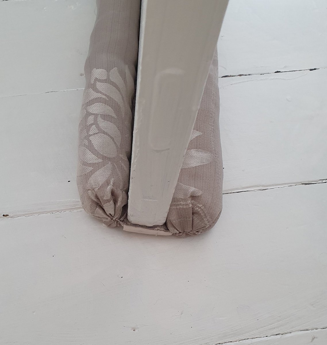 katie_jr's tweet image. My #NothingNewIn22 for this week.

New items - spare parts for my sewing machine
2nd hand items - 0
Items given away - a winter coat
Items gifted to me - a watering can

#BuyLessStuff
#ConsumeLess
#ReduceReuseRecycle

The curtains from 2 weeks ago became draft excluders.