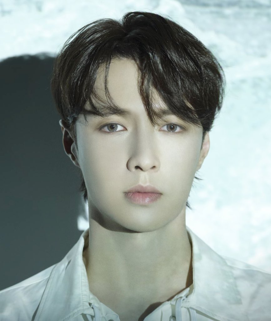 for01junmyeon's tweet photo. This              🤍          This
 #YIXING        🤍    #JUNMYEON https://t.co/pn77DUuo7M