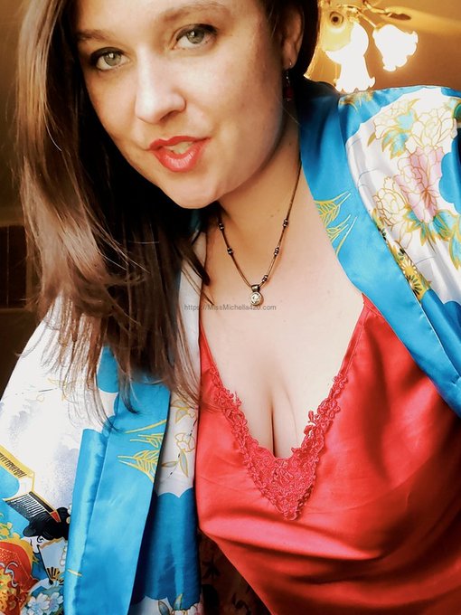 My new photoset is live. Login and enjoy!  https://t.co/nyL2xryqW8 https://t.co/li2y0WyxYw<a href="/tag/realloyalfans"class="tags"><span>#realloyalfans</span></a>