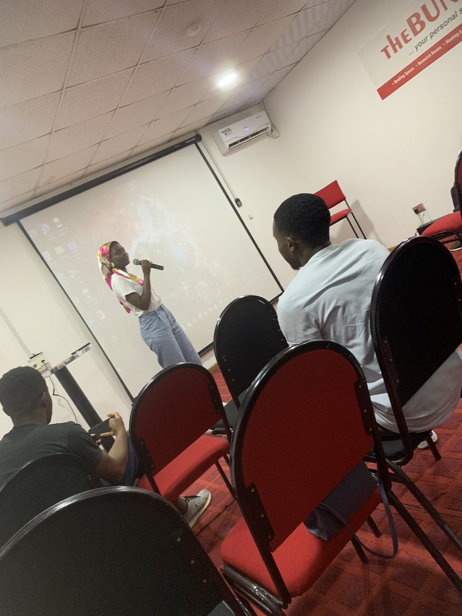 lady_priye's tweet photo. Saturdays are for tech events. Having the most amazing and insightful time with @_oscaabuja x @leadsbydesign_ 
#oscaabujaxfofabuja
#designos22 https://t.co/yuoDIkVZIP